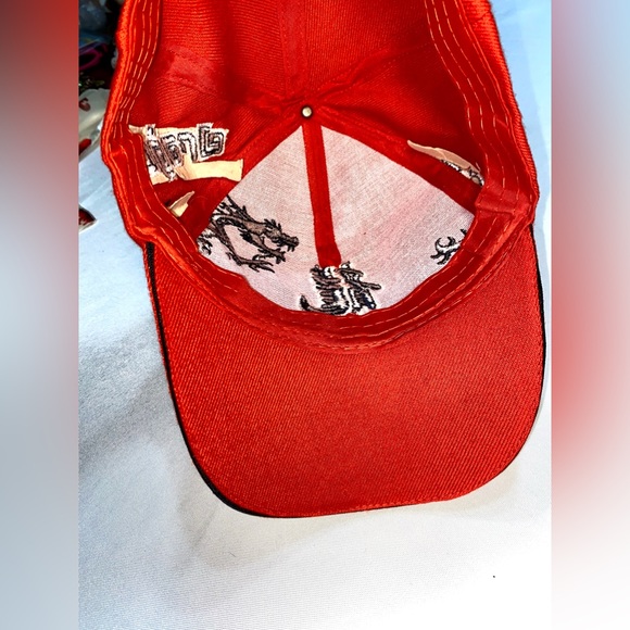 Red Dragons Chinese Calligraphy Character Dragon Embroidery Red Baseball Cap - Picture 7 of 7